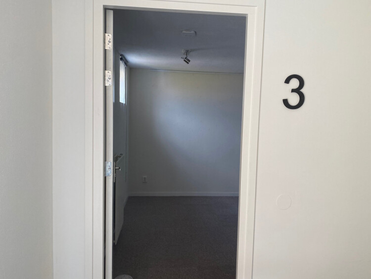 Entree kamer 3 vanuit de overloop.