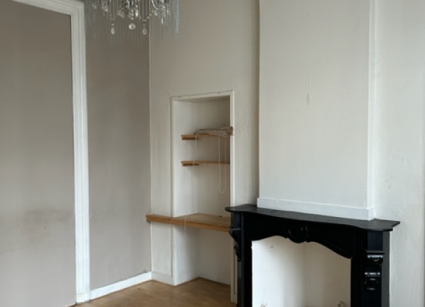Mooie kamer in een statig huis.